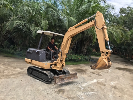 ขายแบคโฮ KUBOTA KX26(pc30) คอนโทลดี ปั้มแรง แน่นๆ สวยเดิมจากญี่ปุ่น100\% ทำงานสมบูรณ์ทุกระบบ รับรองไม่ผิดหวัง 235,000 เท่านั้น!!