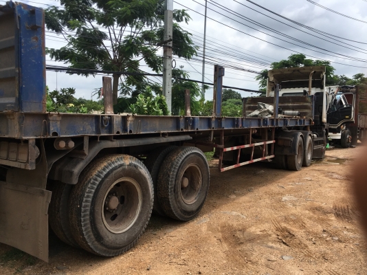 ขายหางพนัสยาว10เมตร 2เพลา  จะใส่ฝาข้างก็ได้เปลือยก็ได้  หนัก6ตัน