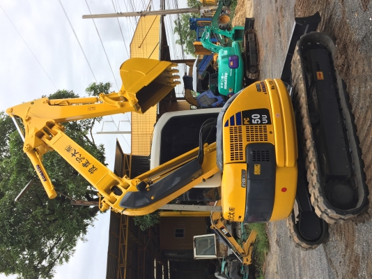 ขายรถขุด KOMATSU PC50UU-2 5ตัน รถเก่านอก 4,xxx ชั่วโมง ส่งฟรีทั่วไทย