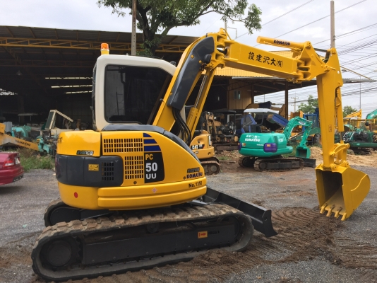 ขายรถขุด KOMATSU PC50UU-2 5ตัน รถเก่านอก 4,xxx ชั่วโมง ส่งฟรีทั่วไทย