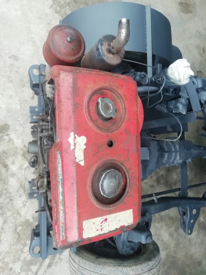 รถอีแต๋นพร้อมใช้งาน