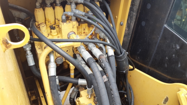 ขายแคท312D2รถมือเดียวป้ายแดงสภาพพร้อมใช้งานเอกสารแจ้งจำหน่าย