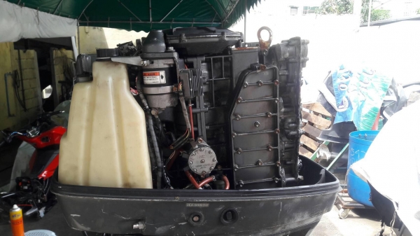 ขาย เครื่องเรือ Suzuki 115 แรง 2จังหวะ นำเข้าญี่ปุ่น ราคา 45,000 ขาย เครื่องเรือ Suzuki 115 แรง 2จังหวะ นำเข้าญี่ปุ่น ราคา 45,000