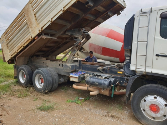 ขายด่วน344ดั้มสามมิตร ปี57 มี2พ่วง เดิมบาง ยางเต็ม วิ่งน้อย190000โล ขายด่วน344ดั้มสามมิตร ปี57 มี2พ่วง เดิมบาง ยางเต็ม วิ่งน้อย190000โล