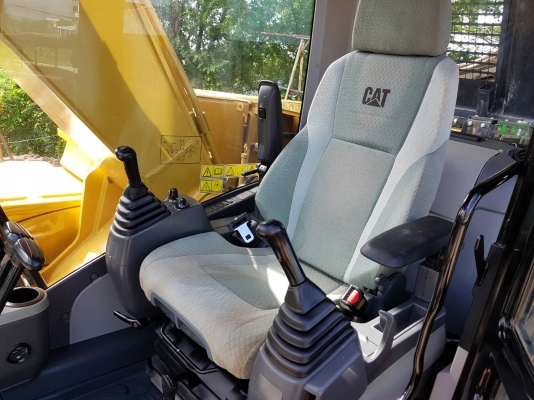 ขายด่วน!! CAT 320D สภาพนางฟ้าค่ะ ขายด่วน!! CAT 320D สภาพนางฟ้าค่ะ