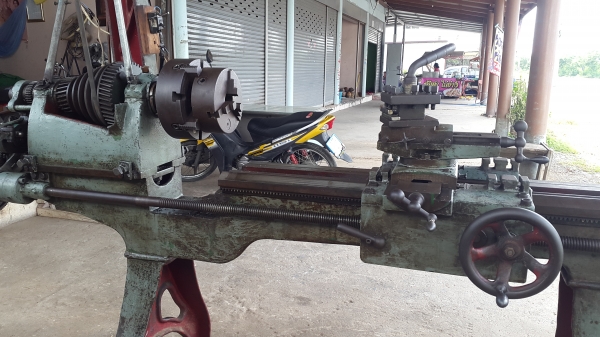 เครื่องกลึง ไฟบ้าน 6 ฟุต เพลาเดียว 30,000