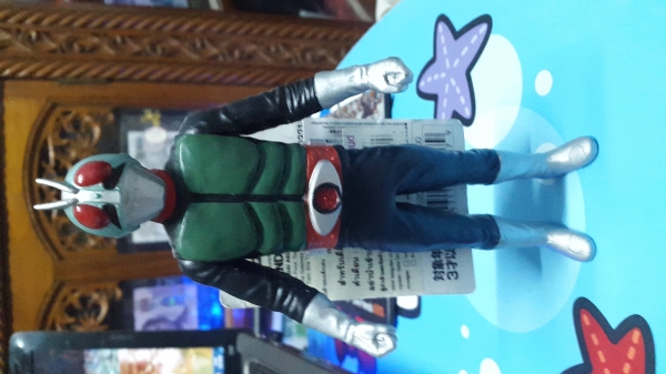 v.1,v2 มดแดง ของแท้ลิขสิทธิ์ มือ 1 เก่าเก็บ ตัวละ 500 มี 3 ตัว