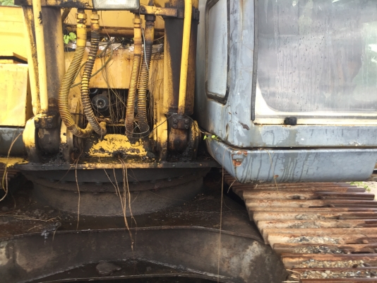 ขายรถแมคโคบูมยาว KOBELCO MARK 3 ขายรถแมคโคบูมยาว KOBELCO MARK 3