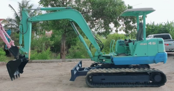 ขายด่วนรถเเบคโฮ มิสซูMM45เทียบเท่าPD45รถนอกเพื่งนำเข้ามาใหม่สวยเดิมๆเคื่องดีปั่มแรงคอลโทลสั่นปั้มนิ้ว บูมอามร์สวยเร็วแรงไม่โหลด เครื่องมิสซู4สูบระบบเต่ากะต่ายครบรถยังไม่เคยใช้งานในไทยเลย