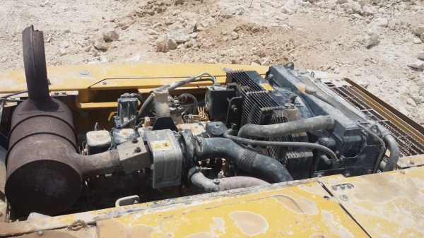 รถแบคโฮขนาด PC200 ยี่ห้อ KOMATฺฺSU