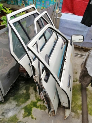 แยก KE70 ไฟกลมทั้งคัน และอะไหล่เครื่อง 4K สนใจชิ้นไหนสอบถามได้ครับ