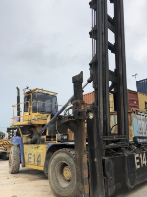 รถยกตู้