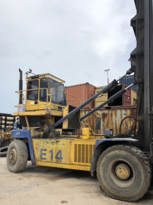 รถยกตู้