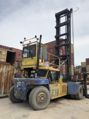 รถยกตู้