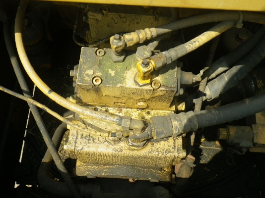 ขายรถขุด ยี่ห้อKomatsu รุ่นPF3-1 ขายรถขุด ยี่ห้อKomatsu รุ่นPF3-1