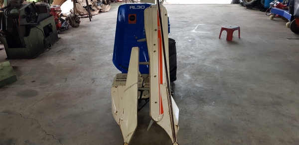 รถเกี่ยวข้าวมัดทิ้ง  สอบถามได้ครับ id 0819170852