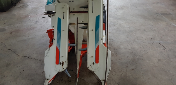 รถเกี่ยวข้าว 2 แถว พร้อมใช้งาน