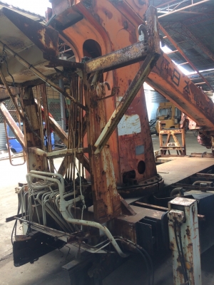 แท่นเครนสว่านเจาะ AICHI D705(เก่านอก) สภาพดี ราคาไม่แรง แท่นเครนสว่านเจาะ AICHI D705(เก่านอก) สภาพดี ราคาไม่แรง