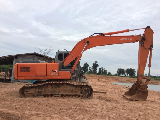 แบคโฮ ยี่ห้อ HITACHI   รุ่น ZX 200-1 รถใช้งาน 9,299 ชั่วโมง มีเล่มทะเบียน