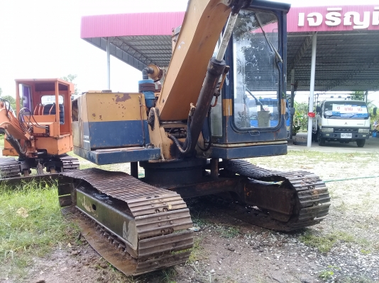 ขายด่วนรถแบคโฮ KOMATSU PC-60 ปี 45 ขายด่วนรถแบคโฮ KOMATSU PC-60 ปี 45