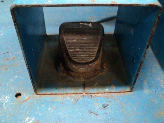 กระเช้าไฟฟ้า X-LIFT GENIE GS3246DC ยกสูง 9.8 เมตร มือสองญี่ปุ่น กระเช้าไฟฟ้า X-LIFT GENIE GS3246DC ยกสูง 9.8 เมตร มือสองญี่ปุ่น