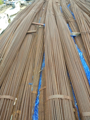 ขายเหล็กเส้นเก่า สภาพสวย ใช้งานได้ดี16 บาท โทร. 0814064505