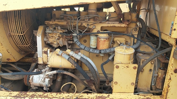 ขายแพ็คคู่ 650,000 รถเกรด CHAMPION 710A เล่มทะเบียน ตามสภาพ เครื่องครบแต่ ระบบเกียร์ไม่สมบูณร์ รถอยู่ พิษณุโลก 090-772-3710 090-772-3708 ขายแพ็คคู่ 650,000 รถเกรด CHAMPION 710A เล่มทะเบียน ตามสภาพ เครื่องครบแต่ ระบบเกียร์ไม่สมบูณร์ รถอยู่ พิษณุโลก 090-772-3710 090-772-3708