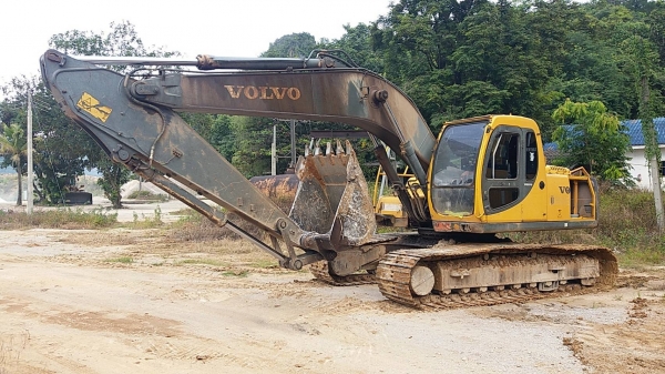 ขาย 495,000 VOLVO ไฟฟ้าตัด เครื่องดี ปั้มแรง เอวแน่น โซ่สวย รอนเลอร์ดี แผ่นแทรคสวย ตัวเดินเงียบ เอกส