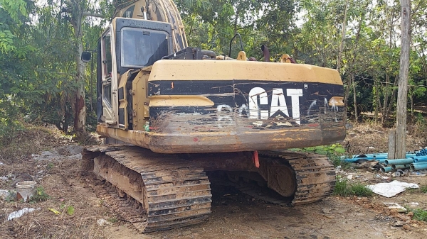 ขาย 465,000 CAT 320 B ไฟฟ้าตัด ปั้มแรง เครื่องอ่อน เอวแน่น โซ่ปานกลาง รอนเลอร์ดี แผ่นแทรคสวย ตัวเดิน ขาย 465,000 CAT 320 B ไฟฟ้าตัด ปั้มแรง เครื่องอ่อน เอวแน่น โซ่ปานกลาง รอนเลอร์ดี แผ่นแทรคสวย ตัวเดิน
