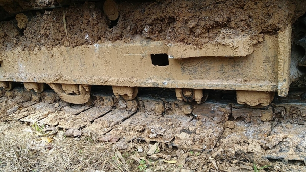 ขาย 465,000 CAT 320 B ไฟฟ้าตัด ปั้มแรง เครื่องอ่อน เอวแน่น โซ่ปานกลาง รอนเลอร์ดี แผ่นแทรคสวย ตัวเดิน