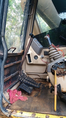 ขาย 465,000 CAT 320 B ไฟฟ้าตัด ปั้มแรง เครื่องอ่อน เอวแน่น โซ่ปานกลาง รอนเลอร์ดี แผ่นแทรคสวย ตัวเดิน
