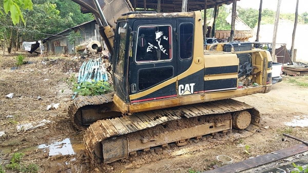 ขาย 465,000 CAT 320 B ไฟฟ้าตัด ปั้มแรง เครื่องอ่อน เอวแน่น โซ่ปานกลาง รอนเลอร์ดี แผ่นแทรคสวย ตัวเดิน ขาย 465,000 CAT 320 B ไฟฟ้าตัด ปั้มแรง เครื่องอ่อน เอวแน่น โซ่ปานกลาง รอนเลอร์ดี แผ่นแทรคสวย ตัวเดิน