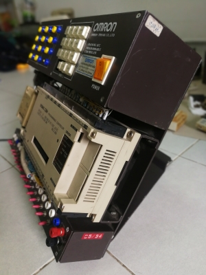 ชุดฝึกplc Omron ใช้งานปกติสนใจทักมาครับID rang.559 ค่าส่ง180บ.