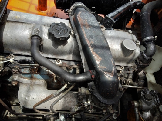 +++ ขายโฟล์คลิฟท์ TOYOTA FD20  ขนาด 2  ตัน  เครื่องยนต์ดีเซล  เสา 4  เมตร  เกียร์ธรรมดา  ยางตันครับ