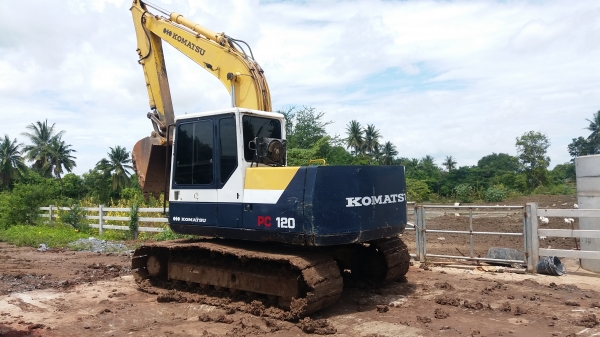 ขายcat313Bเอกสานเล่มทะเบียนส่วน120-5ไฟฟ้าครบเอกสานอินวอยราคา570000