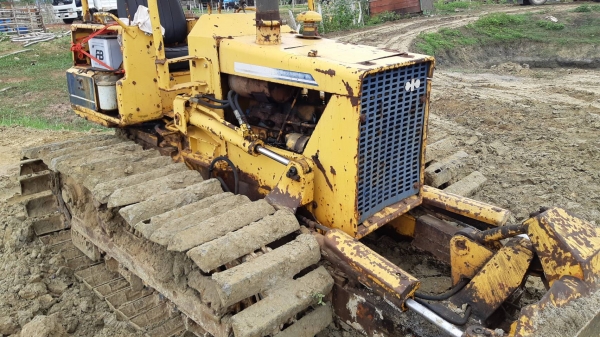 มี VDO ให้ชม. KOMATSU D20P-6 สไลใบมีดได้6ทิศทาง ราคา 145,000