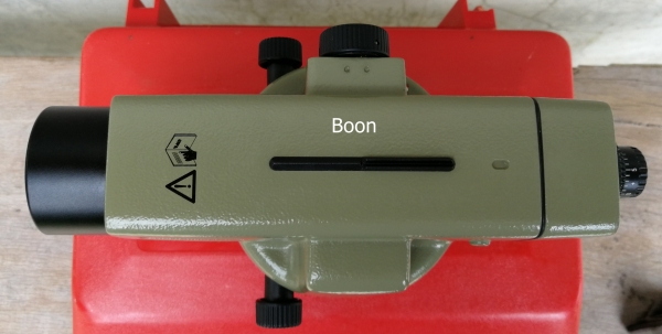 ขายกล้องระดับมือสอง Leica NA2 32x