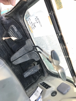 KOBELCO SK135SR-1ES # YY04-10213 มีลายต่อหัวเจาะ มือสองญี่ปุ่น