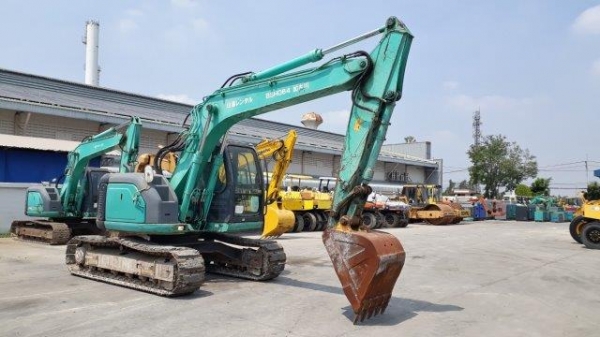 KOBELCO SK135SR-1ES # YY04-10213 มีลายต่อหัวเจาะ มือสองญี่ปุ่น