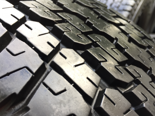 ยางน้องๆป้ายแดง Bridgestone 245 70 16 ปี18 มีให้เลือก 10ชุด ดอกเต็ม ไม่มีปะ เนื้อนิ่มๆ ใช้ยาว ราคาไม