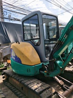 ขายจ้า..KOMATSU PC40MR-1  เก่านอกแท้...มีลายแย๊ก...เครื่องปั๊มดี  3,XXX  ชั่วโมง. พร้อมใช้..โทร..089-3818694  จ๊อย..