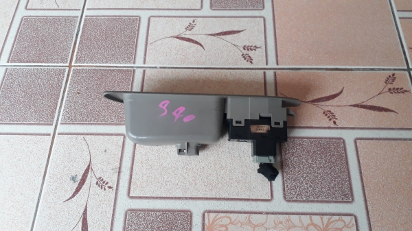 สวิทช์ กดขึ้น ลง กระจก VOLVO S40 ประตูหลังขางขวา สวิทช์ กดขึ้น ลง กระจก VOLVO S40 ประตูหลังขางขวา