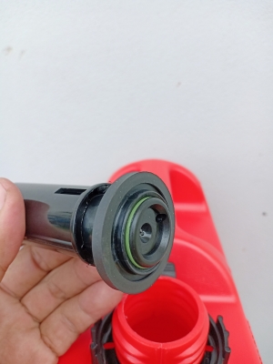 แกลลอนน้ำมัน seaflo ขนาด 5 ลิตร