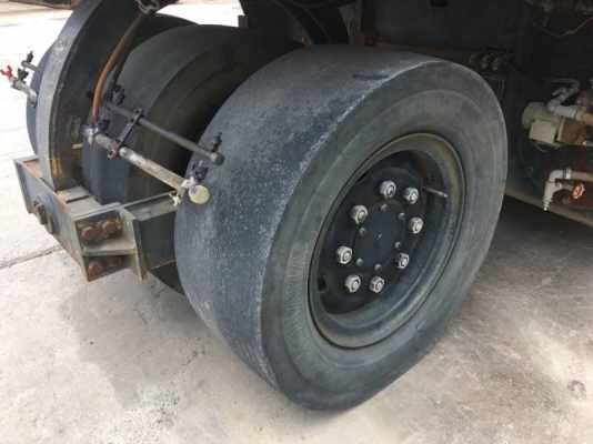 รถบด 7ล้อยาง RT200W นำเข้าตรงจากญี่ปุ่นครับ