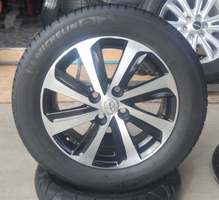 ขายล้อTOYOTA Vios หน้าเงาดำ พร้อมยาง 4 ล้อ ขายล้อTOYOTA Vios หน้าเงาดำ พร้อมยาง 4 ล้อ