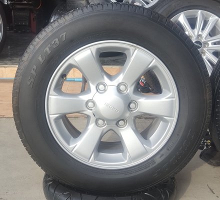 ขายล้อISUZU 1.9 ขอบ16 ยาง215/65/16 ปี 17 4 ล้อ ขายล้อISUZU 1.9 ขอบ16 ยาง215/65/16 ปี 17 4 ล้อ