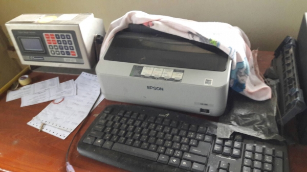 ขาย ตราชั่ง 40 ตัน ยาว 6 เมตร กว้าง 3 เมตร อุปกรณ์มีครบ ขาย ตราชั่ง 40 ตัน ยาว 6 เมตร กว้าง 3 เมตร อุปกรณ์มีครบ