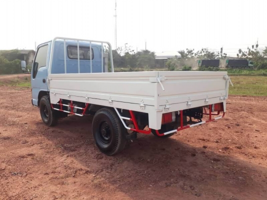 ISUZU NKR. 4ล้อ รถห้างสวยๆพร้อมใช้งาน ขาย 255,000 บาทศุภากร 081-1903107, 089-5367218.
