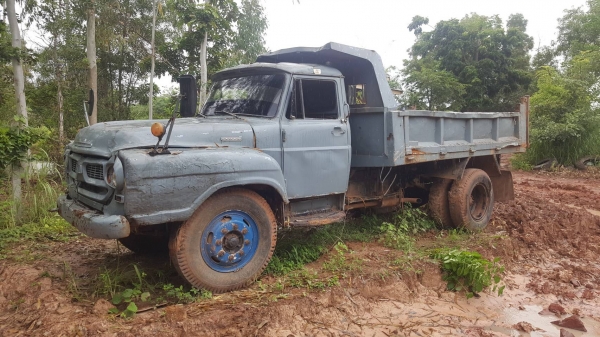 ขาย รถ 6 ล้อดั้ม หัวยาว ISUZU TX เดิมทั้งคัน เครื่องยนต์ 125 แรงม้า คัสซีสวยตลอดเส้น มีทะเบียนครบ ขาย รถ 6 ล้อดั้ม หัวยาว ISUZU TX เดิมทั้งคัน เครื่องยนต์ 125 แรงม้า คัสซีสวยตลอดเส้น มีทะเบียนครบ