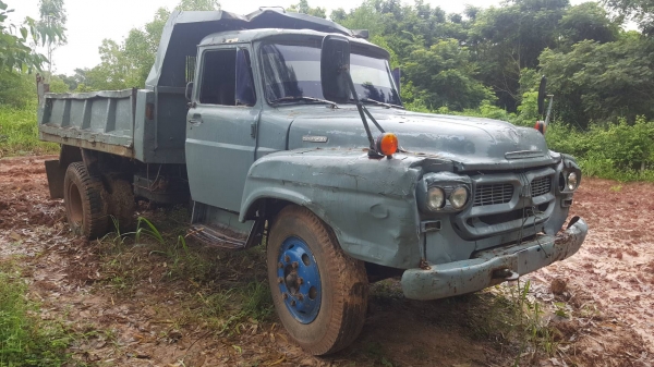 ขาย รถ 6 ล้อดั้ม หัวยาว ISUZU TX เดิมทั้งคัน เครื่องยนต์ 125 แรงม้า คัสซีสวยตลอดเส้น มีทะเบียนครบ